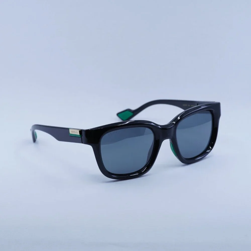 Exclusive Sale! Gucci GG1621S 001 Sunglasses Black Frame, Grey Lenses